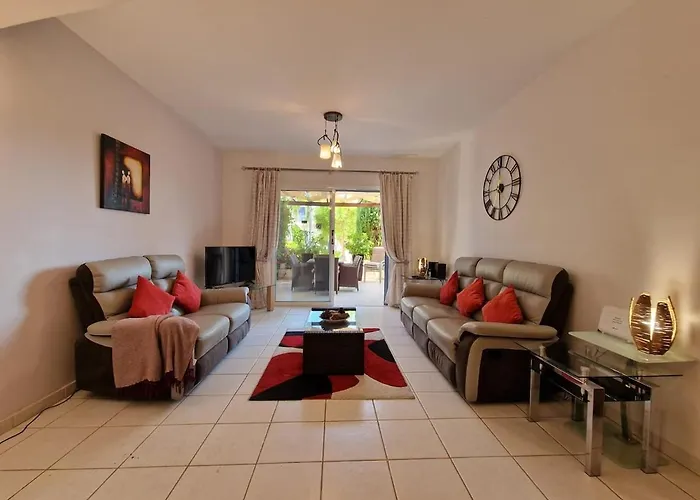 Genista - Irini Gardens דירה פאהיה