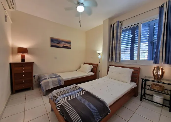 דירה Genista - Irini Gardens פאהיה