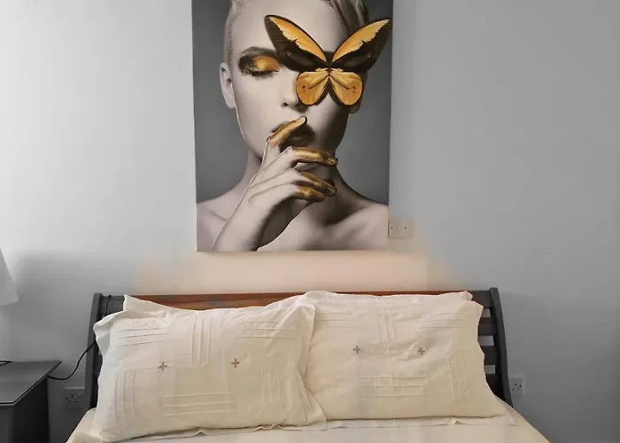 Genista - Irini Gardens דירה *